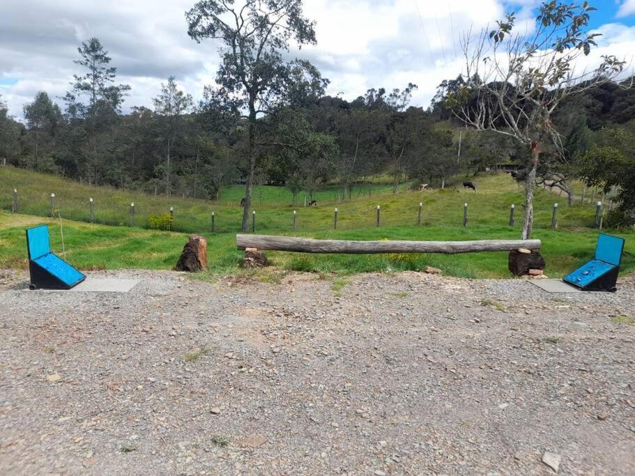 Hermosa Casa Campestre Moderna "Rancho La Marina" Chiquinquirá Eksteriør bilde
