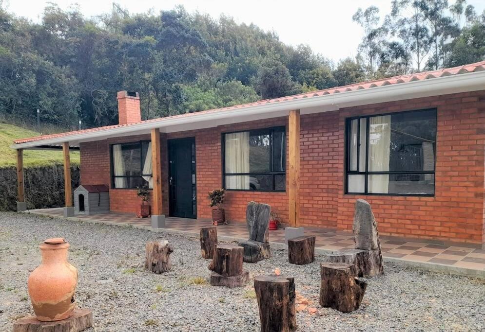 Hermosa Casa Campestre Moderna "Rancho La Marina" Chiquinquirá Eksteriør bilde
