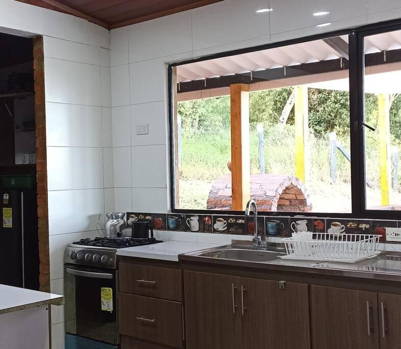 Hermosa Casa Campestre Moderna "Rancho La Marina" Chiquinquirá Eksteriør bilde
